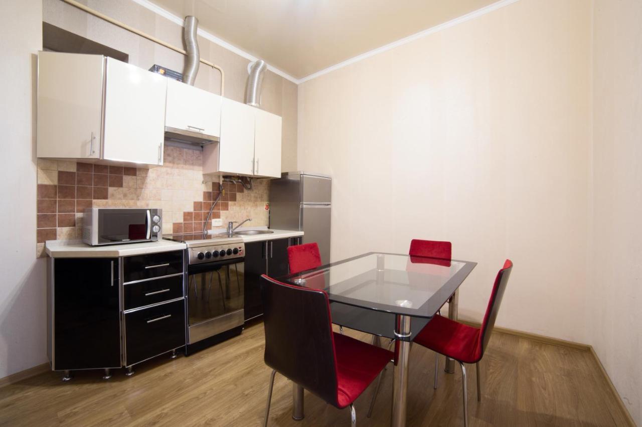 Apartment On Virmenska 3, With 2 Separate Bedrooms Lviv Exterior foto